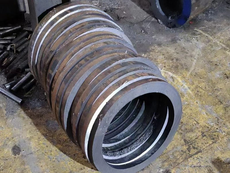 清河30CrMo无缝钢管切割
